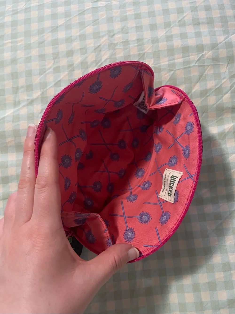 NWT Vera Bradley Mini Dome Cosmetic Bag In Bewitching Pink Glinda Wicked